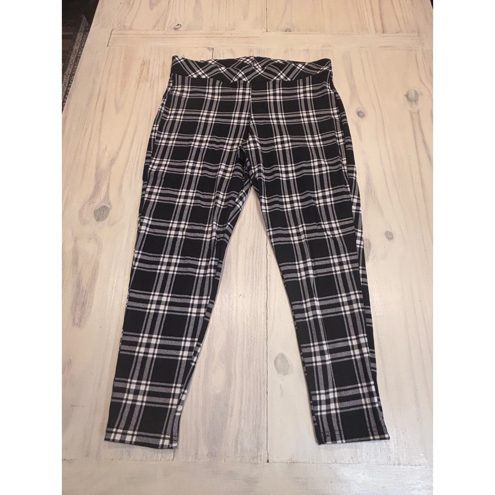 Torrid Womens Plus Size 2 Black White Plaid Cotton Spandex Cropped Leggings